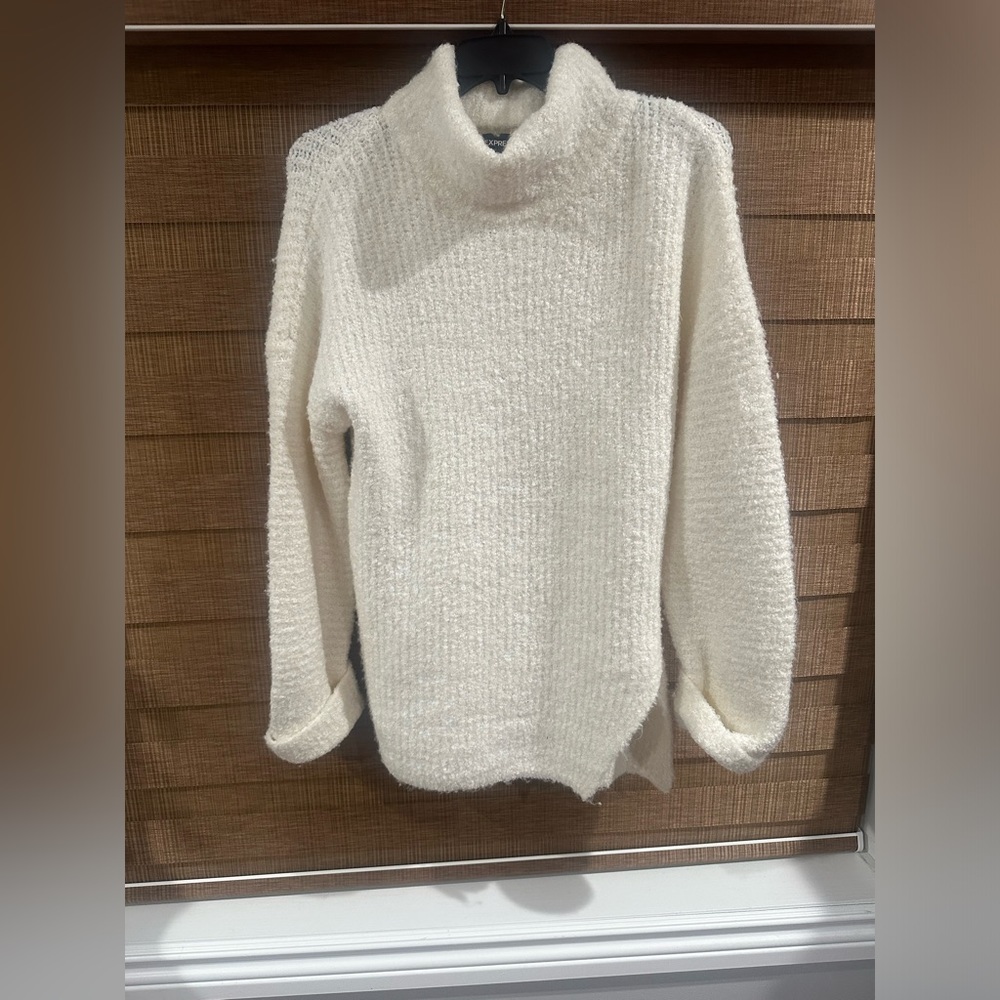 Express oversized sweater ! Never worn